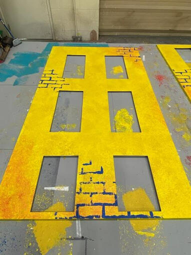yellow tracking walls